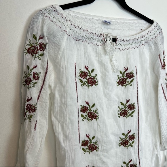 Vintage embroidered blouse- rosette pattern sheer cottagecore - Rom Populare - Picture 4 of 5